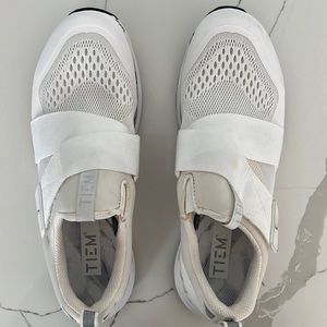 TIEM SLIPSTREAM SPIN SHOES -!! SIZE 7.5 BARELY WORN! WHITE/MARBLE
